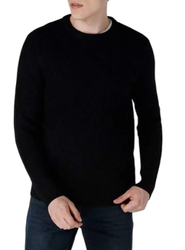 Свитер с логотипом мужской Фото Свитер с логотипом мужской