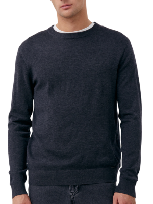 Джемпер базовый мужской / Темно-серый / 46 Джемпер базовый мужской / Темно-серый / 46