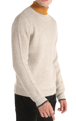 Свитер с логотипом мужской Фото Свитер с логотипом мужской