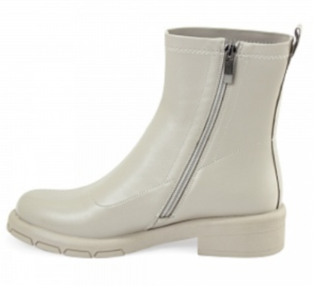 Ботинки кожаные женские / Бежевый / 36 Ботинки кожаные женские / Бежевый / 36