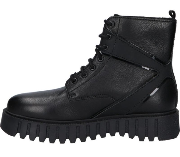 Ботинки кожаные женские / Черный / 37