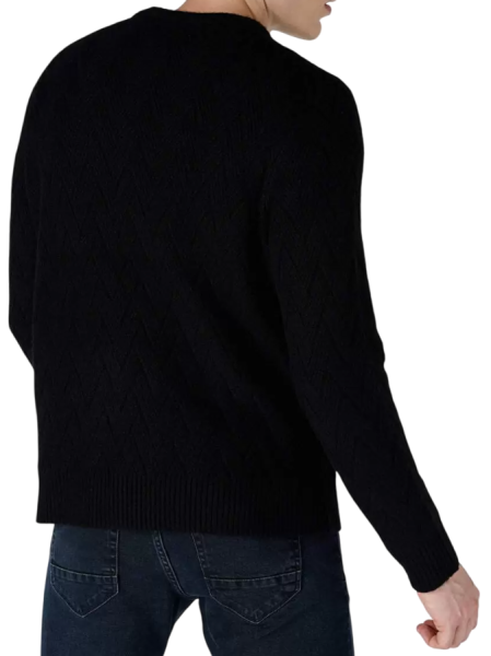 Свитер однотонный мужской / Черный / 48 Свитер однотонный мужской / Черный / 48