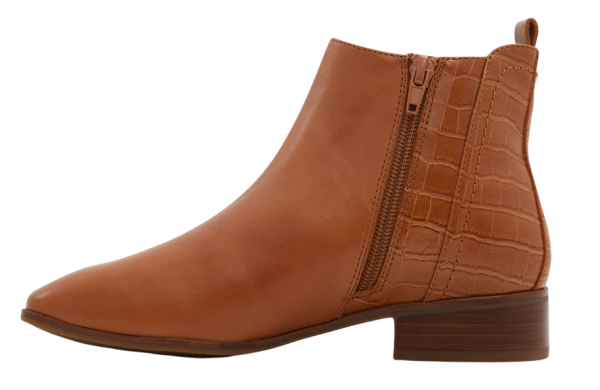 Ботинки повседневные женские / Коричневый / 38.5