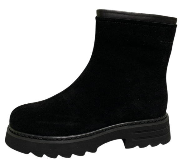 Ботинки кожаные женские / Черный / 39