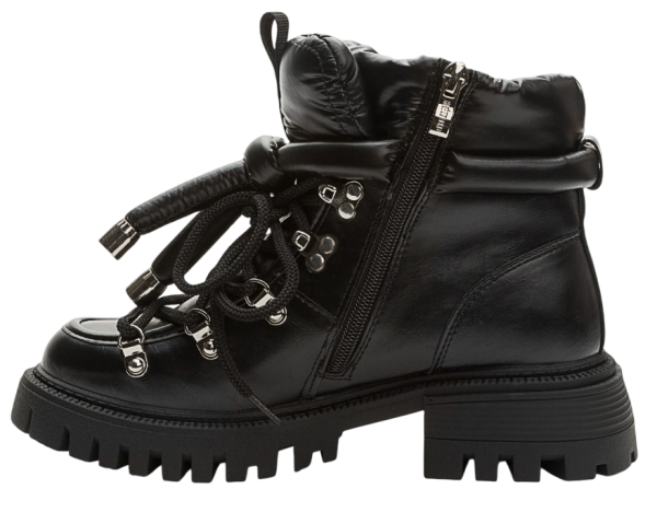 Ботинки на шнуровке женские / Черный / 38