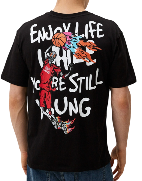 Футболка с принтом мужская / Черный / 46 Футболка с принтом мужская / Черный / 46