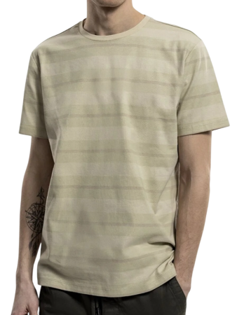 Футболка в полоску мужская / Хаки / 46 Футболка в полоску мужская / Хаки / 46