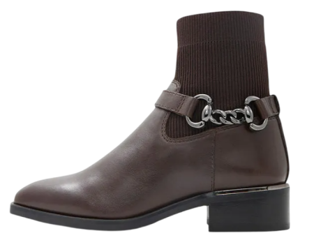 Ботинки с ремешком женские / Коричневый / 36